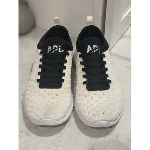 APL Women's 7 White Black Techloom Phantom W Sneakers Shoes Gym Athletic Lifting thumbnail 3