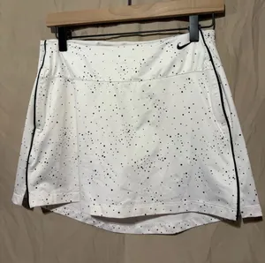 Nike shirt thumbnail 1