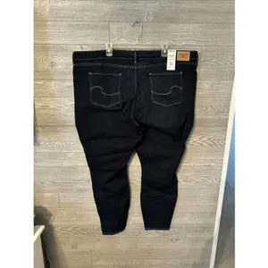 Signature Levi‎ Strauss Gold Label Mid-Rise Skinny Jeans - Size 28M, W39 | L30 thumbnail 3