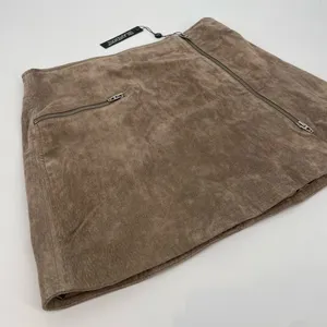 NWT Blank NYC Suede Leather Mini Skirt in Taupe Size 31 thumbnail 2