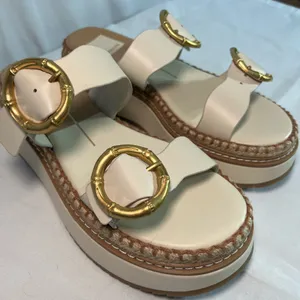 Dolce Vita size 7 women’s cream sandals w/gold buckles. New thumbnail 6