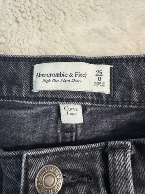 Abercrombie & Fitch Black High Rise Denim Shorts – Size 0 thumbnail 3
