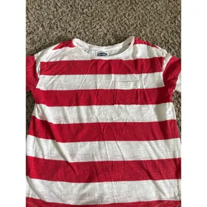 Old Navy Women's Red White Stripped Short Sleeve Front Pockets Tee‎ Size XS thumbnail 2