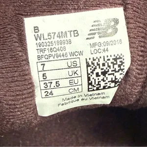 NEW BALANCE 574 Molten Maroon Burgundy Creased Gold Heel Sneakers Size 7 thumbnail 11
