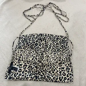 Forever 21 Satin Cheetah Print Top Size Small thumbnail 4