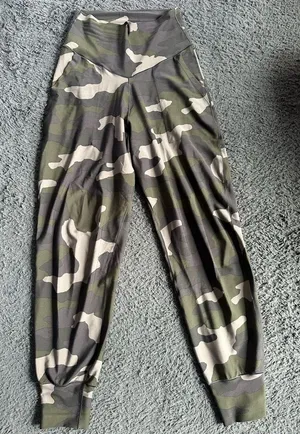 Aerie Offline Real Me High Waisted Joggers with Pockets, Size Small thumbnail 1
