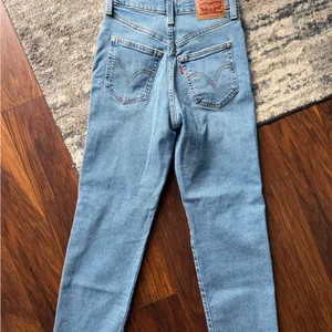 Levis ribcage straight ankle thumbnail 6