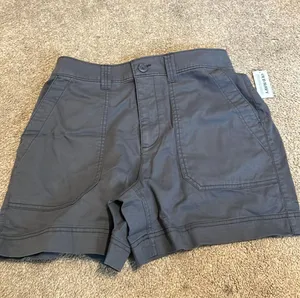 Old Navy Shorts thumbnail 1