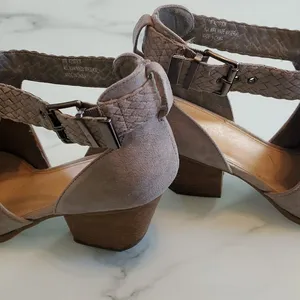 Cato Light Gray Suede Ankle Booties thumbnail 4