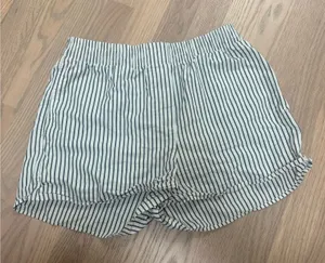 Aritzia Babaton striped boxer shorts thumbnail 1
