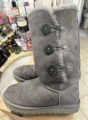 UGG Boots Suede thumbnail 1