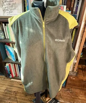 Columbia olive green two tone fleece XL gorpcore vest thumbnail 1