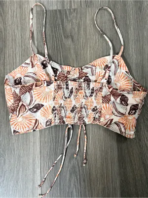 Urban Outfitters Seashell Micro Crop Top Cinched Size Small Beach Vacation thumbnail 2