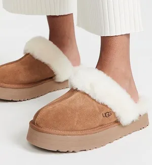UGG Women’s Disquette Slippers Shoes Suede Sheepskin in Chestnut 7 thumbnail 1