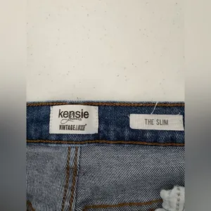 Kensie Vintage Luxe Distressed The Slim Straight Jean Light Wash Crop 31/12 GUC‎ thumbnail 10