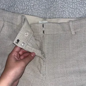 H&M Straight leg slacks thumbnail 6