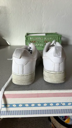 Nike Air Force 1 thumbnail 11
