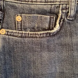 Anthropologie Pilcro and the Letterpress slim boyfriend denim jean shorts size 27 thumbnail 6