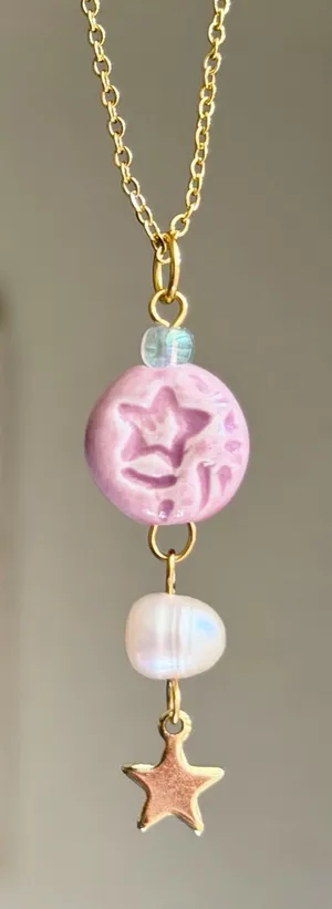 Handmade pink porcelain star coin bead boho retro whimsy fairy necklace⭐️🩷 thumbnail 1