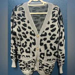 Unbranded Woman’s Leopard Print Long Sleeve Acrylic Cardigan Sweater OS thumbnail 1
