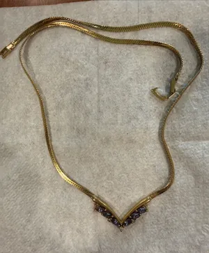 Vintage Gold-Tone V-Detail Necklace with Purple Stone Accents thumbnail 1
