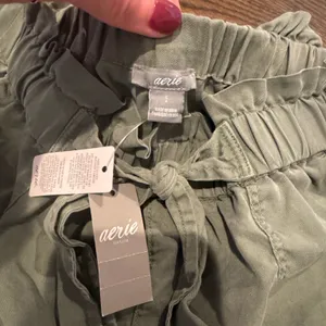 Aerie shorts Olive small NWT thumbnail 2
