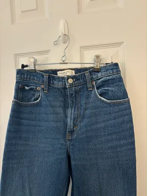 Abercrombie 90s Straight Ultra High-Rise Jeans thumbnail 3
