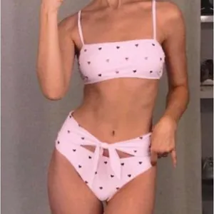 Florakini Pink Embellished Heart Tie Front Bikini Bottom Sz S NWOT thumbnail 5