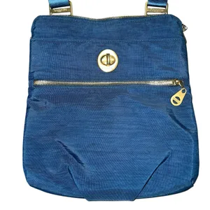 Baggallini Hanover Crossbody Bag Blue Nylon Turn‎ Lock Adjustable Strap Medium thumbnail 2