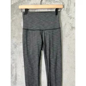 Lululemon Wunder‎ Under Leggings Luxtreme Size 4 Gray Silver Black 31’ Work Out thumbnail 2