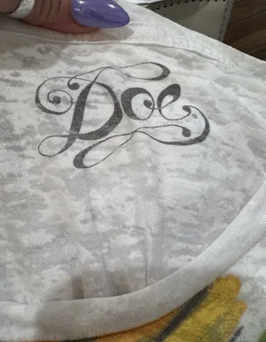 Delia's Vintage Y2K-era "Doe" Graphic White Burnout V-neck T-shirt thumbnail 7