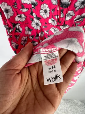 Wallis Fuchsia Floral Cap-Sleeve‎ Mini Dress thumbnail 11