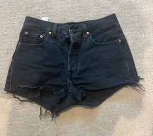 Levi’s 501 Shorts  thumbnail 1
