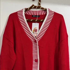 Pretty garden V-Cardigan Sweater NWT thumbnail 3