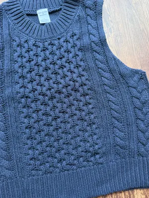 Women’s Navy Blue Melrose and Market Fisherman Knit Sweater Vest - Size S thumbnail 4