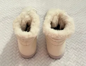 White Winter Boots Size 8 thumbnail 4