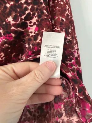 Wilfred Aritzia Silky Tie Front Button Down Abstract Brown Fuschia Blouse Small thumbnail 7