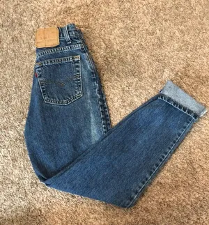 Vintage High Waisted mom Jeans thumbnail 5