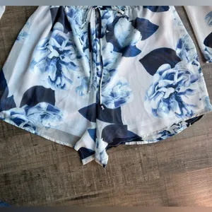 Show Me Your Mumu Roxy Flowy Sleeve Blue Floral Romper Deep V Cover Up Medium thumbnail 7