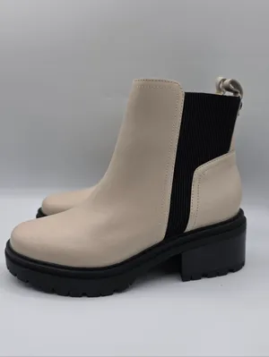 Naturalizer Jadyn Porcelain Leather Chelsea Boots Booties Lug Sole Chunky Size 7 thumbnail 7