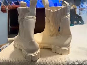 Sanmingmei fashion rain boots for women are crafted from durable PVC material thumbnail 2