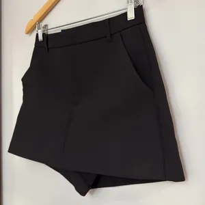 MOVING SALE Zara Black Mini Skort thumbnail 9