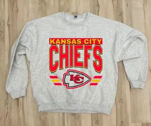 Boutique New Kansas City Chiefs Crewneck Sweatshirt thumbnail 3