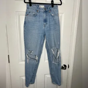 ZARA High Rise Blown Knee Straight Leg Jeans Light Wash Size‎ 4 thumbnail 2