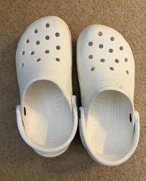 White Crocs thumbnail 1