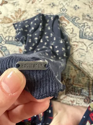 Hollister Top thumbnail 3