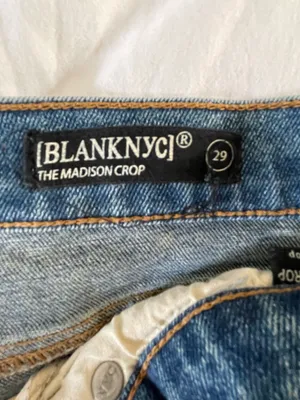 BLANKNYC Jeans Distressed thumbnail 3