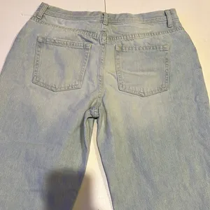 We the Free People Size 31 Mid rise Maggie Distressed Crop Jeans Raw Frayed Hem thumbnail 9