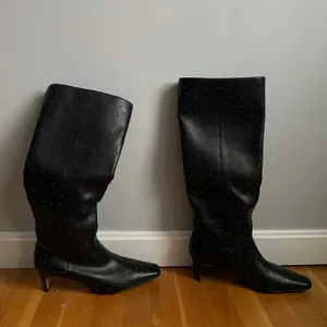 Aqua Black Tall Heris Studded Pointed Toe Boots‎ 2" Heel Size 8.5 Punk Goth thumbnail 5