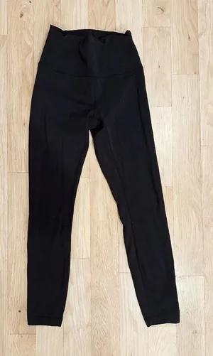 Lululemon Women's Black High Rise Stretch Leggings Sz 6 Yoga Athletic thumbnail 1